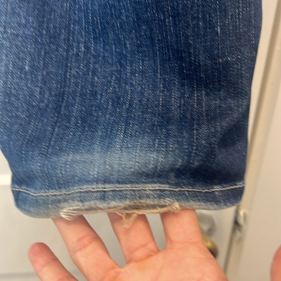 Kut from the Kloth Women's Flare Blue Jeans size 4. - Picture 9 of 12